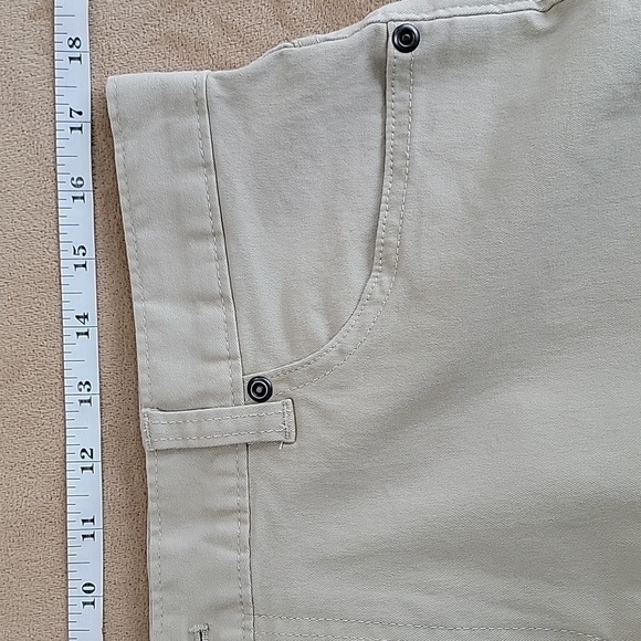 Men's Van Heusen Flex Khaki Straight Leg Pants Size 34W x 29L EUC - Picture 6 of 12